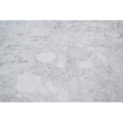 Parapet z białego marmuru grubość  3cm